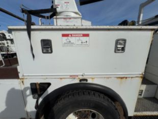Versalift VTP-40-NE Cable Placer on 2019 Ford F750 4x2