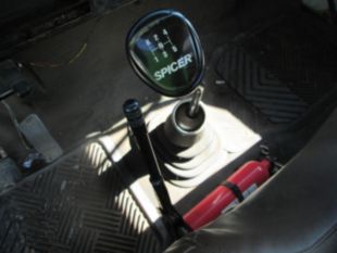 1999 Int'l Diesel 4x2 4700 Chipper Truck