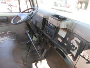 1999 Int'l Diesel 4x2 4700 Chipper Truck