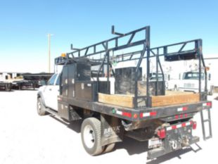 2019 RAM 5500 4x4 Flatbed Truck