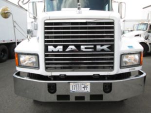 2003 Mack CH613 Diesel 6x4 Day Cab Tractor