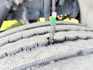 2015 Freightliner M2 4x4 Automatic Terex Commander 4047 Digger Derrick Truck