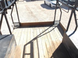 2019 RAM 5500 4x4 Flatbed Truck