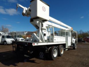 2011 International 7400 Terex Bucket Truck RMX75 