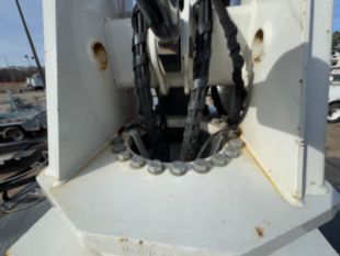 Versalift VTP-40-NE Cable Placer on 2019 Ford F750 4x2