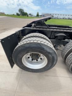 2017 Freightliner M2106 6x6 Daycab Tractor