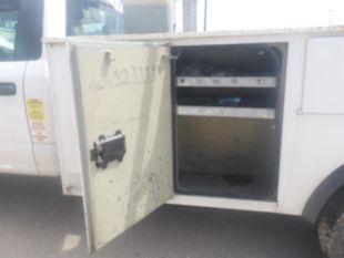 Versalift Telecom Aerial Device Cable Placer on 2017 Ford F550 4x2