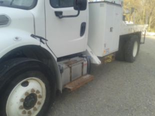 2016 Freightliner M2 4x2 Automatic Terex Commander 4047 Digger Derrick Truck