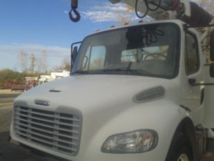 2016 Freightliner M2 4x2 Automatic Terex Commander 4047 Digger Derrick Truck