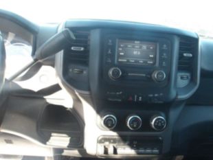 2019 RAM 5500 4x4 Flatbed Truck