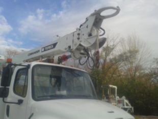 2016 Freightliner M2 4x2 Automatic Terex Commander 4047 Digger Derrick Truck