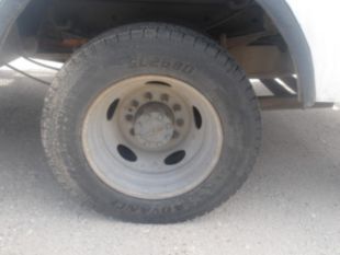 Versalift Telecom Aerial Device Cable Placer on 2017 Ford F550 4x2
