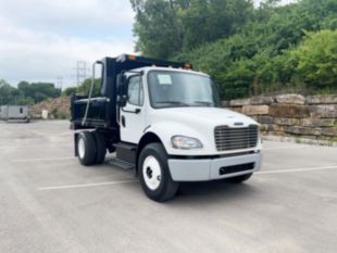 2016 Freightliner M2106 4x2 Load King 10 Ft. Dump Truck