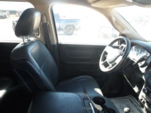 2019 RAM 5500 4x4 Flatbed Truck