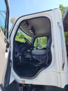2017 Freightliner 108SD 6x4 Load King 14 Ft. Hi-Rail Roto Dump Truck