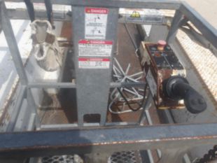 Versalift Telecom Aerial Device Cable Placer on 2017 Ford F550 4x2