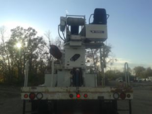 2016 Freightliner M2 4x2 Automatic Terex Commander 4047 Digger Derrick Truck