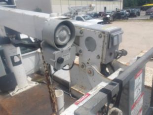 Versalift Telecom Aerial Device Cable Placer on 2017 Ford F550 4x2