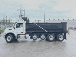 2025 Peterbilt 548 10x4 18' Load King Dump Truck