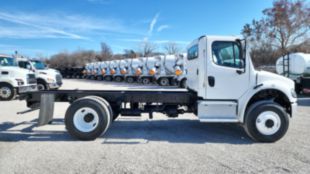 2017 Freightliner M2106 4x4 Cab & Chassis