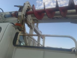 2016 Freightliner M2 4x2 Automatic Terex Commander 4047 Digger Derrick Truck