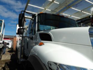 2011 International 7400 Terex Bucket Truck RMX75 