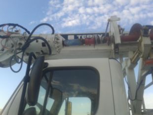 2016 Freightliner M2 4x2 Automatic Terex Commander 4047 Digger Derrick Truck