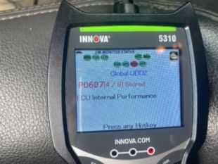 2017 Dodge 5500 Diesel 4x4 IMT DOM1-SIII + 7500 Service Truck and Crane