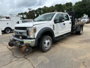 2018 Ford F-550 4x2 Powerstroke Diesel "Rail Gear Equipped" Flatbed Truck