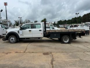 2018 Ford F-550 4x2 Powerstroke Diesel "Rail Gear Equipped" Flatbed Truck