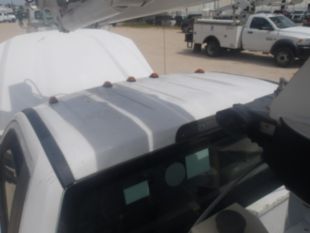 Versalift Telecom Aerial Device Cable Placer on 2017 Ford F550 4x2