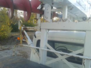 2016 Freightliner M2 4x2 Automatic Terex Commander 4047 Digger Derrick Truck