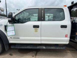 2018 Ford F-550 4x2 Powerstroke Diesel "Rail Gear Equipped" Flatbed Truck