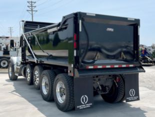 2026 Peterbilt 567 10x4 18' Load King Dump Truck