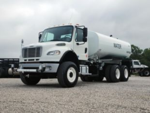 2015 Freightliner M2106 6x6 Load King 4000 Gallon Water Truck