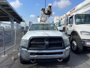 2016 Dodge  5500 Hemi Powered 4x4 Terex LT-40 Bucket Truck