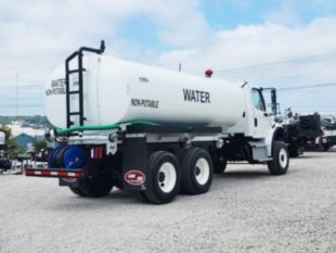 2015 Freightliner M2106 6x6 Load King 4000 Gallon Water Truck