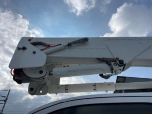 2016 Dodge  5500 Hemi Powered 4x4 Terex LT-40 Bucket Truck