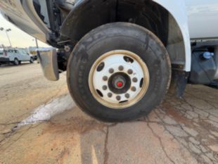 Versalift VTP-40-NE Cable Placer on 2019 Ford F750 4x2