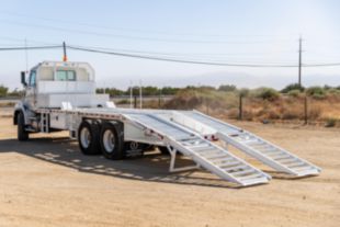 2017 WESTERN STAR 4700SB 6x4 Equipment Hauler