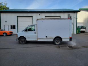 1998 Chevrolet 3500 / Grumman Olson Cargo Van