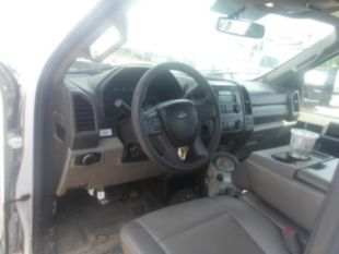 Versalift Telecom Aerial Device Cable Placer on 2017 Ford F550 4x2