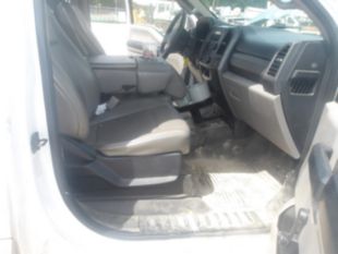 Versalift Telecom Aerial Device Cable Placer on 2017 Ford F550 4x2