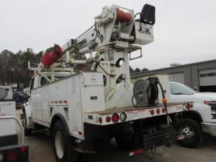 Terex Commander 4047 Digger Derrick on 2016 Freightliner M2106 4x4