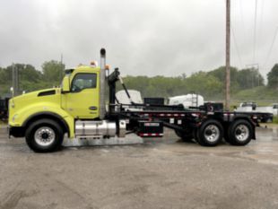 2025 Kenworth T880 6x4 Galbreath U5-OR-174 Roll-Off Truck