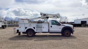 2015 Ford F-550 4x2 Versalift SST-37-EIH-01 Bucket Truck