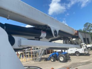 2019 Ford F-450 4x2 Versalift SST-36-NE Bucket Truck