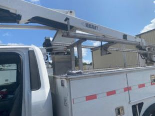 2019 Ford F-450 4x2 Versalift SST-36-NE Bucket Truck