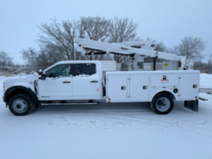 2025 Ford F550 4x4 Versalift SST-40-EIH Bucket Truck