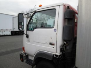 2007 UD 1400 Diesel 4x2 Box Truck